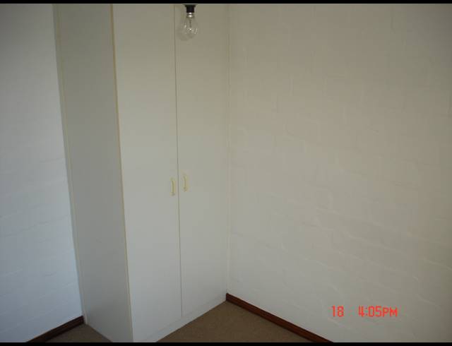 2 bed property to rent in MILNERTON RURAL